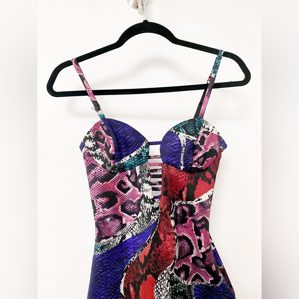 bebe Multicolor Mini Dress - Picture 3 of 9